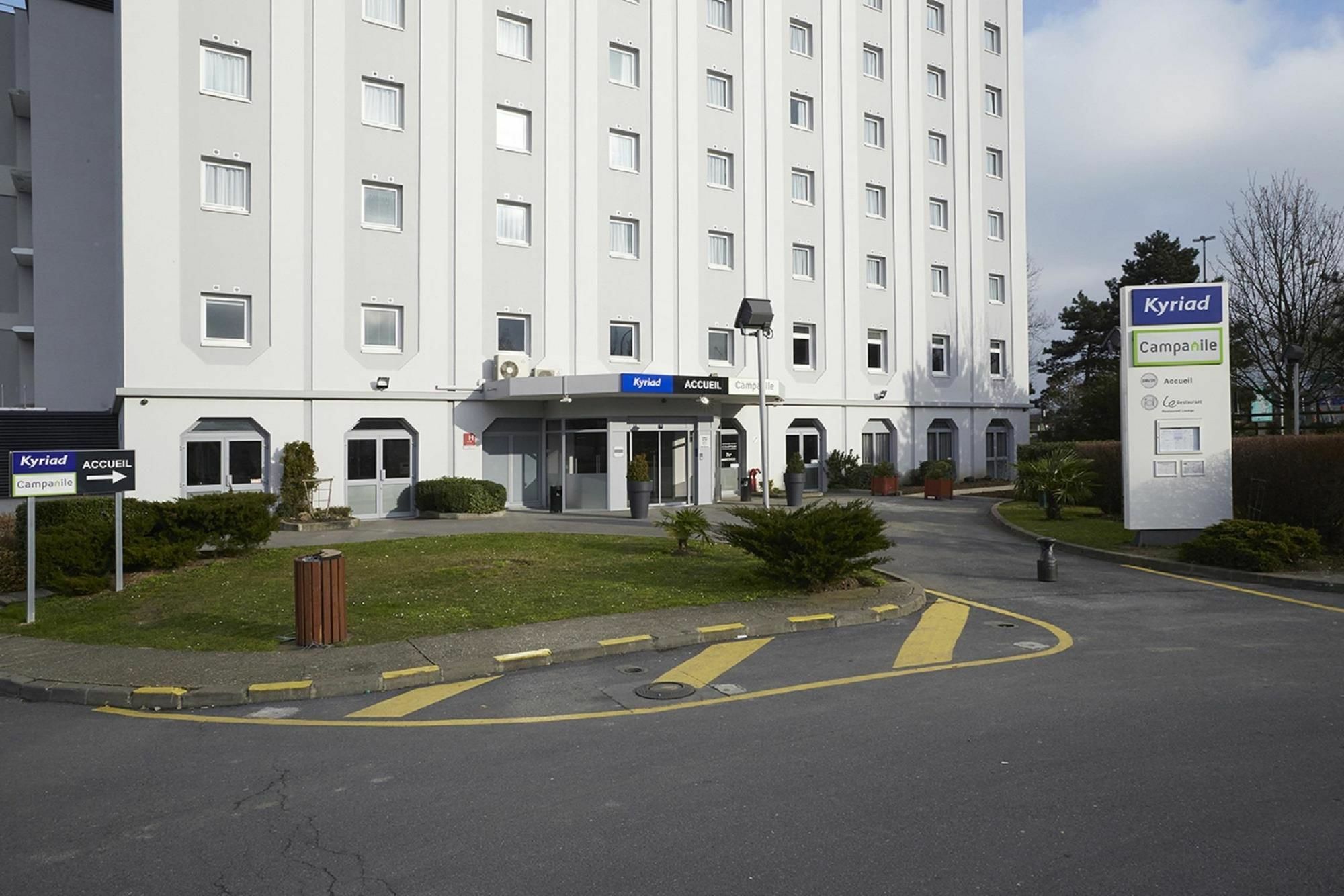 Kyriad Le Blanc-Mesnil Bagian luar foto